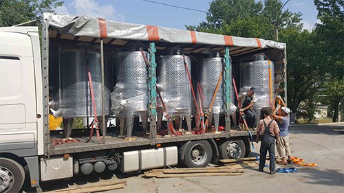 доставка-ємкостей–із-неражавійки